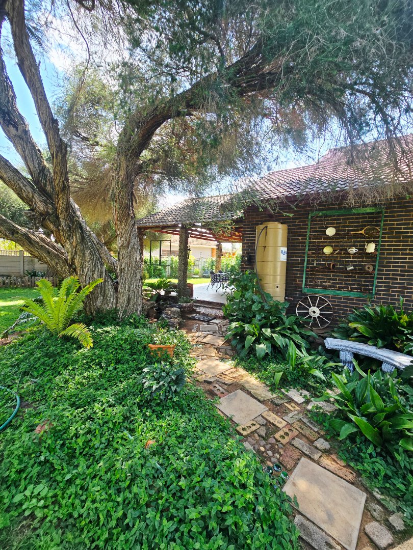 4 Bedroom Property for Sale in Stilfontein Ext 4 North West